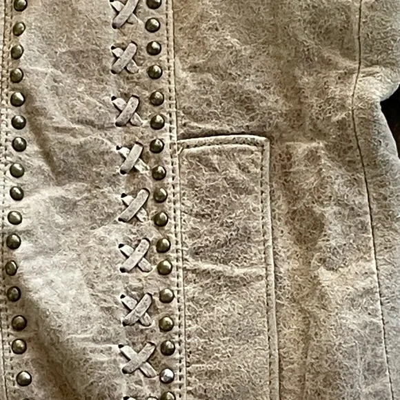 Double D Ranch Taupe Suede Jacket Whipstitch Studs - Picture 6 of 16